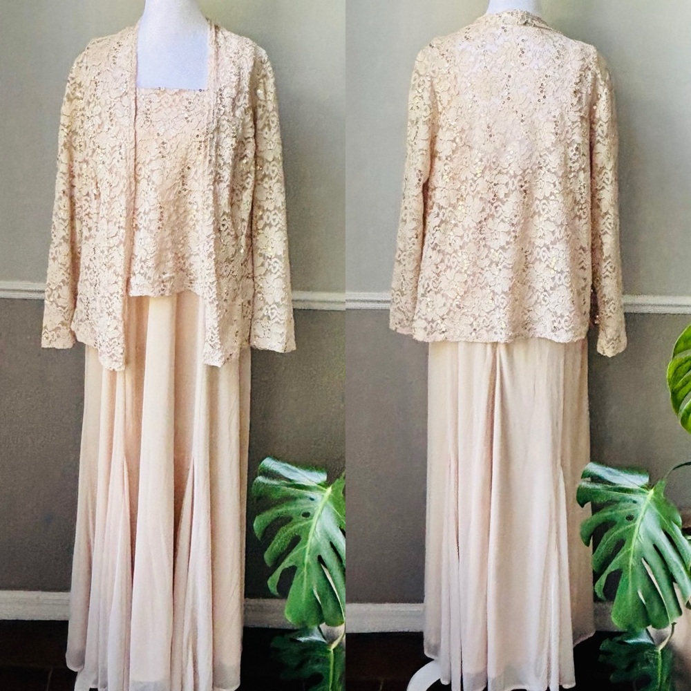 Onyx Nite Beige Lace Dress Set